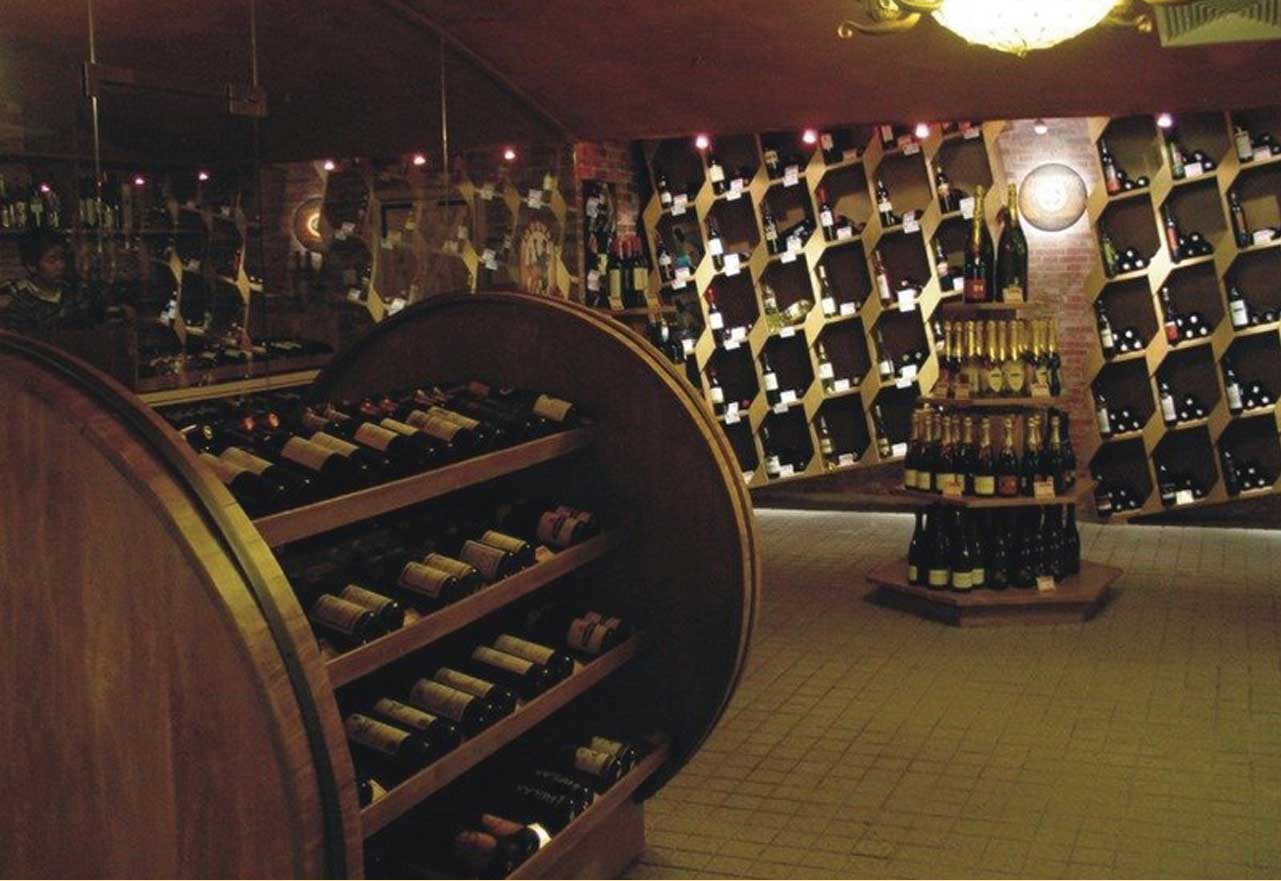 公司酒窖场景(图2)